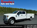 Ford F-350 Super Duty Chassis XL Crew Cab 4WD