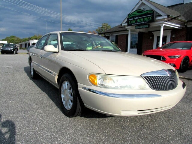 2002 Lincoln Continental FWD