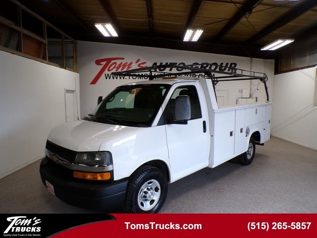 2011 Chevrolet Express Chassis 3500 139 Cutaway with 1WT RWD