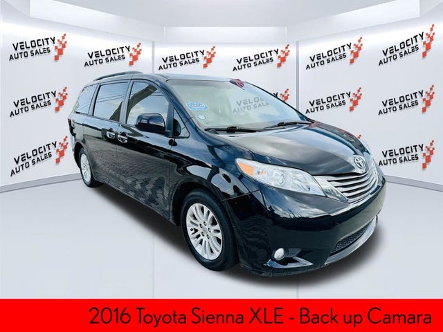 2016 Toyota Sienna XLE Premium 8-Passenger