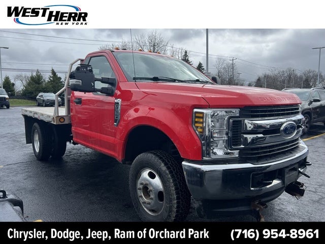 2019 Ford F-350 Super Duty Chassis XLT DRW LB 4WD