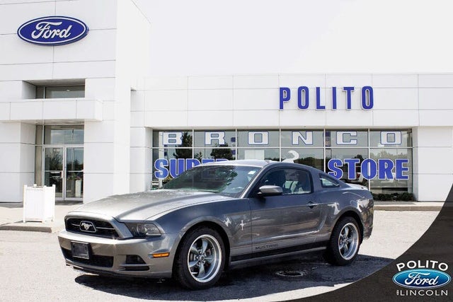 Ford Mustang V6 Premium Coupe RWD 2013