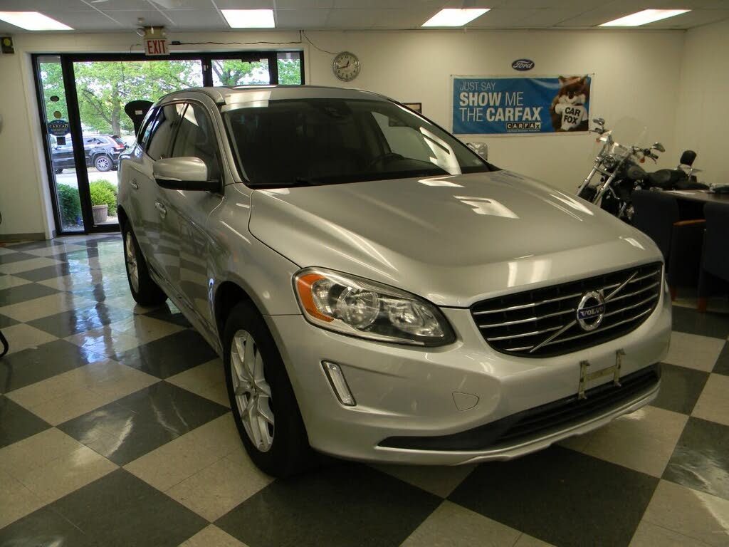 2014 Volvo XC60 T6 R-Design