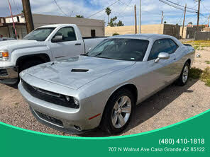 Dodge Challenger SXT RWD