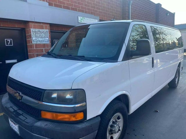 2011 Chevrolet Express 3500 1LT Extended RWD