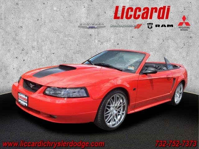 2000 Ford Mustang GT Convertible RWD
