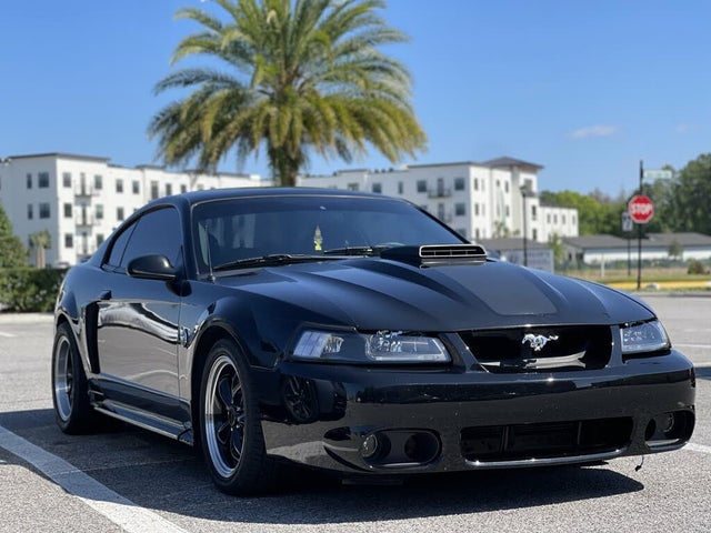 2004 Ford Mustang Mach 1 Coupe RWD