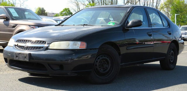 2000 Nissan Altima GXE