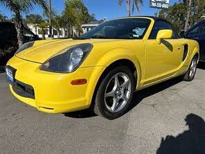 Toyota MR2 Spyder 2 Dr STD Convertible