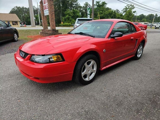 2004 Ford Mustang Coupe RWD