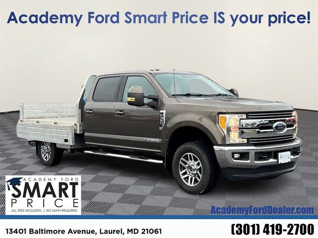 2017 Ford F-350 Super Duty Chassis Lariat Crew Cab 4WD