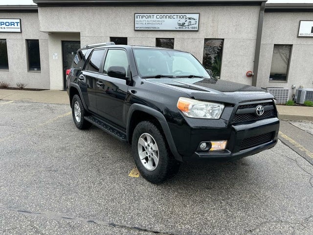 Toyota 4Runner Limited 4WD 2012