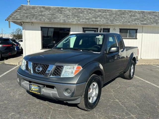 2006 Nissan Frontier SE 4dr King Cab SB with automatic