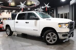 RAM 1500 Big Horn Crew Cab LB RWD