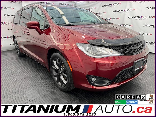 Chrysler Pacifica Touring L FWD 2018