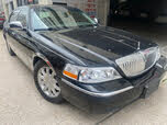 Lincoln Town Car Signature Limited