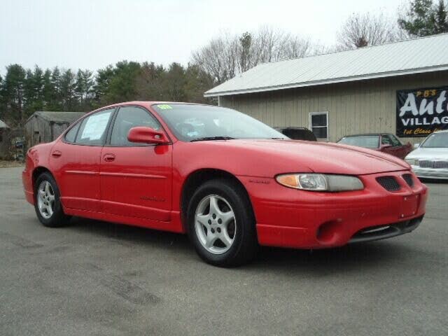 1998 Pontiac Grand Prix 4 Dr GT Sedan