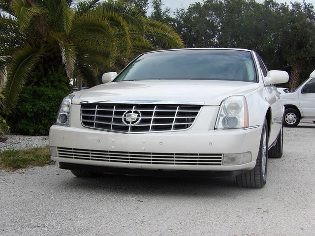 2008 Cadillac DTS FWD