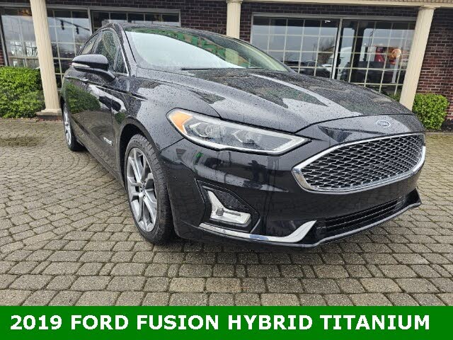 2019 Ford Fusion Hybrid Titanium FWD