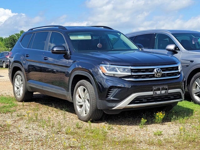 2022 Volkswagen Atlas SE FWD with Technology