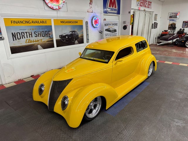 1937 Ford Coupe RWD