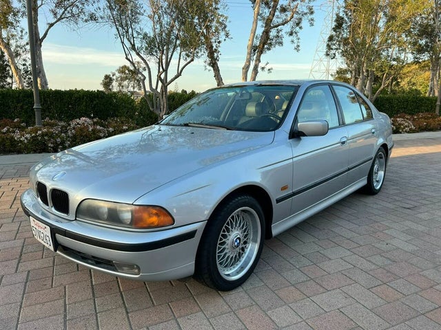 1998 BMW 5 Series 528i Sedan RWD