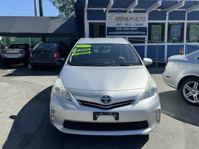 2012 Toyota Prius v Two FWD