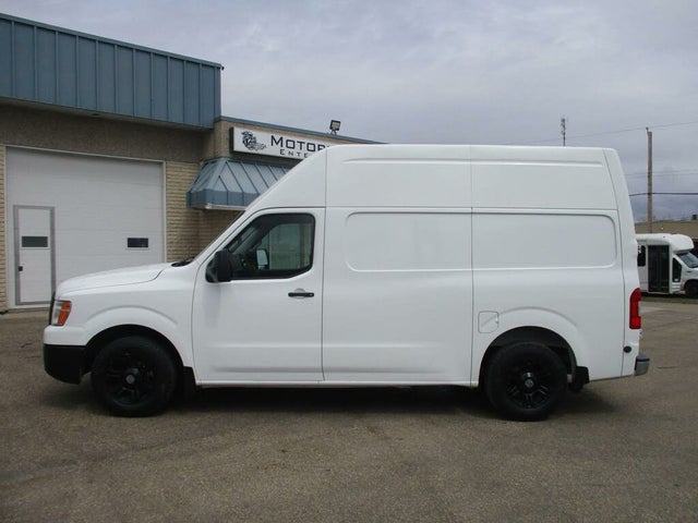 Nissan NV Cargo 2500 HD SV with High Roof 2015