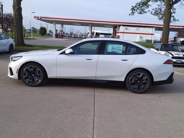 2025 BMW i5 xDrive40 AWD