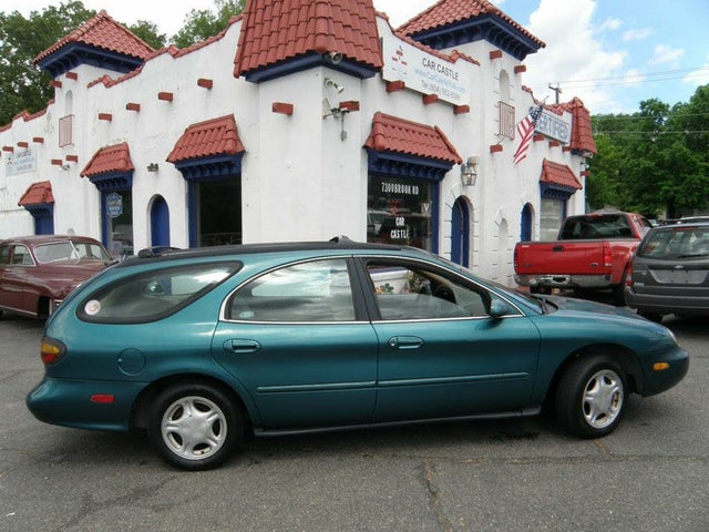 1997 Ford Taurus GL Wagon