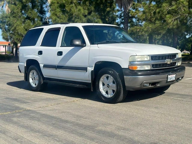 2004 Chevrolet Tahoe LS 4WD