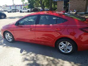 Hyundai Elantra SEL FWD