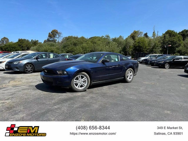 2011 Ford Mustang V6 Premium Coupe RWD