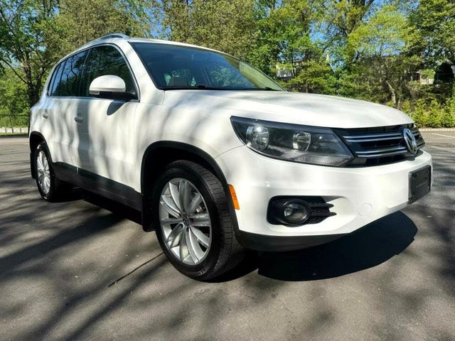 2013 Volkswagen Tiguan S 4Motion with Sunroof