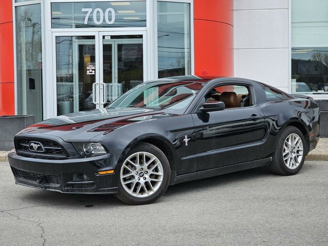 Ford Mustang V6 Premium Coupe RWD 2014