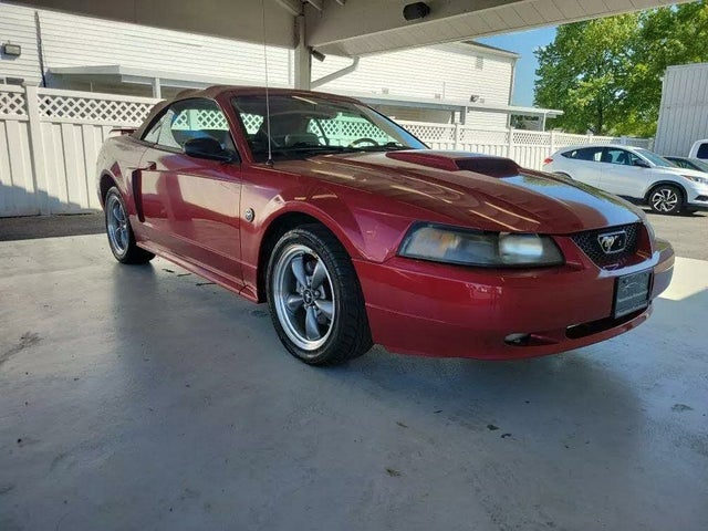 2004 Ford Mustang GT Convertible RWD