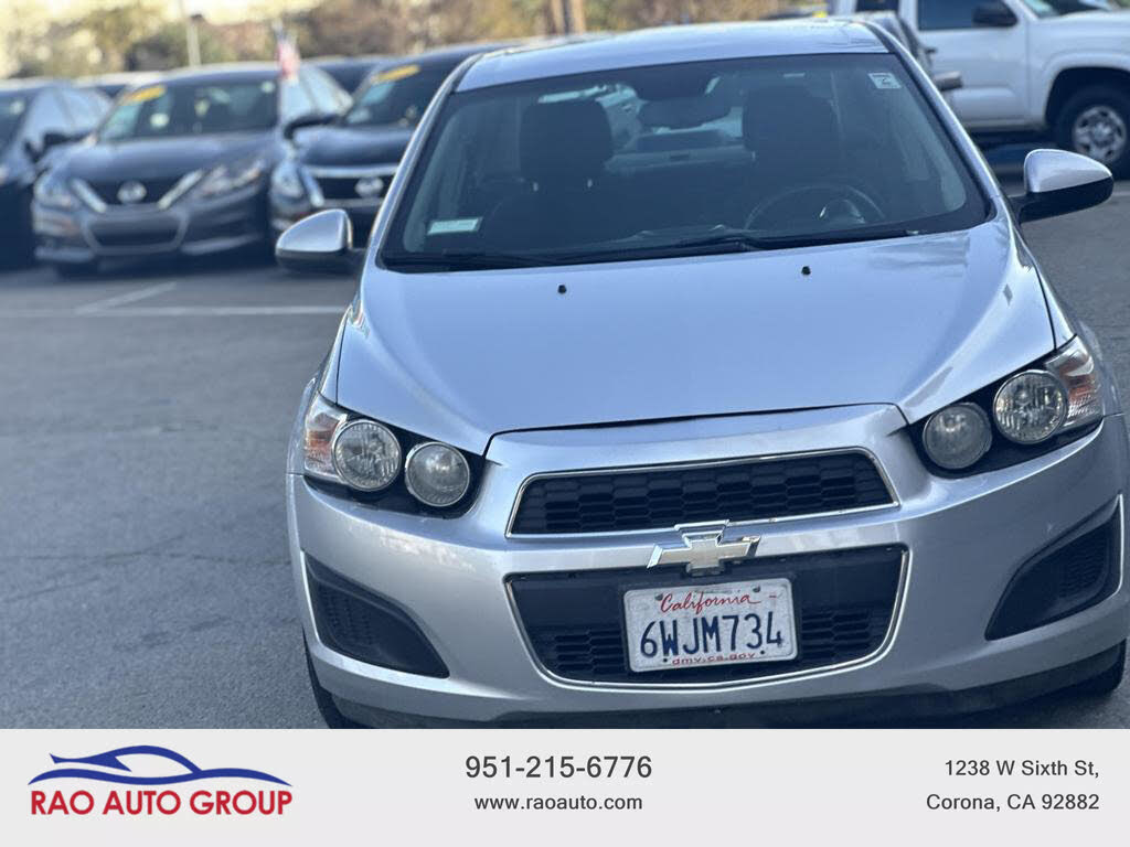 2013 Chevrolet Sonic LT Sedan FWD
