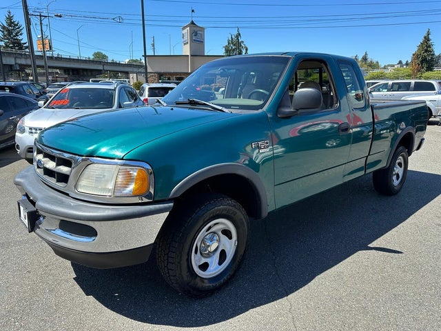 1998 Ford F-150 XL 4WD Extended Cab SB