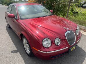 Jaguar S-TYPE 3.0L V6 RWD