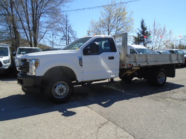 Ford F-350 Super Duty Chassis XL DRW LB 4WD 2019