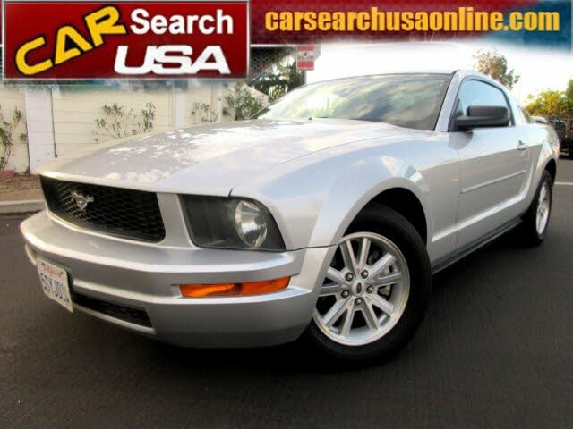 2006 Ford Mustang V6 Premium Coupe RWD