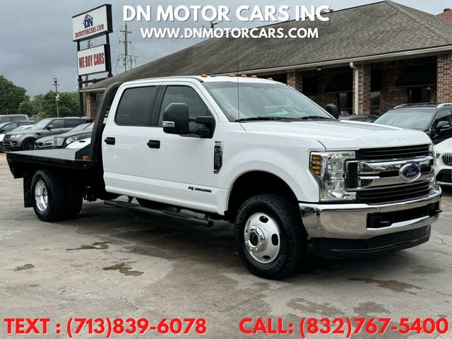 2018 Ford F-350 Super Duty Chassis XLT Crew Cab DRW 4WD