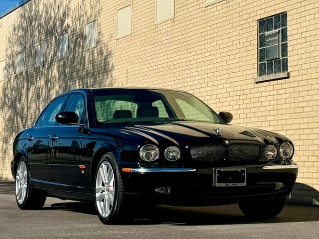 2005 Jaguar XJ-Series XJR Supercharged RWD