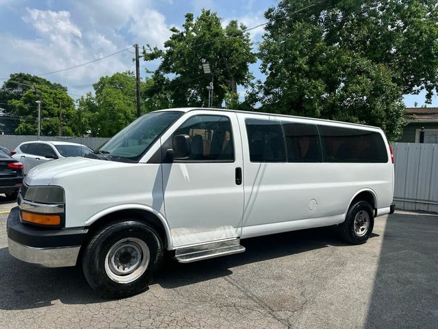 2005 Chevrolet Express 3500 LS Extended RWD