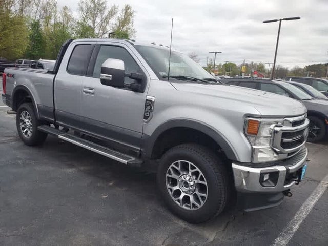 2022 Ford F-350 Super Duty Lariat SuperCab 4WD