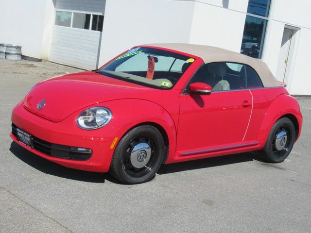 2015 Volkswagen Beetle 1.8T Convertible with Technology