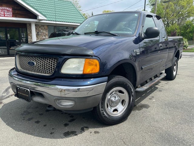 2004 Ford F-150 Heritage 4 Dr XLT 4WD Extended Cab LB