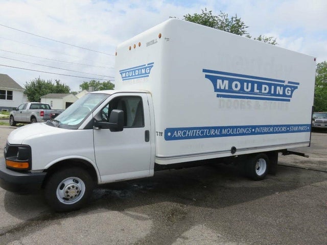2014 Chevrolet Express Chassis 3500 177 Cutaway with 1WT RWD