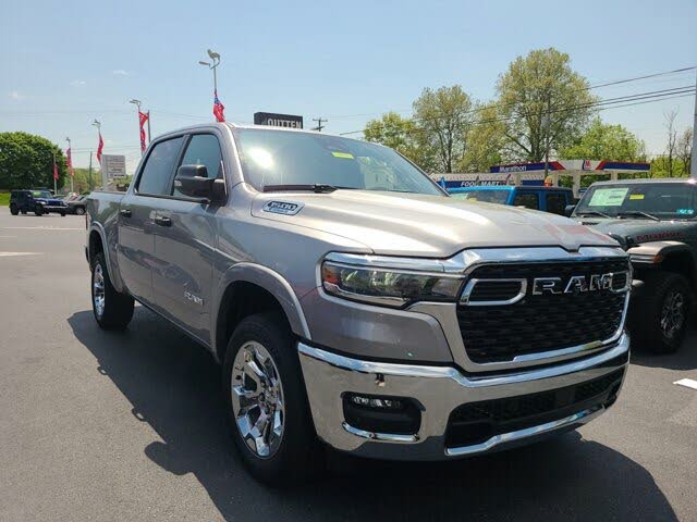 2025 RAM 1500 Lone Star Crew Cab 4WD