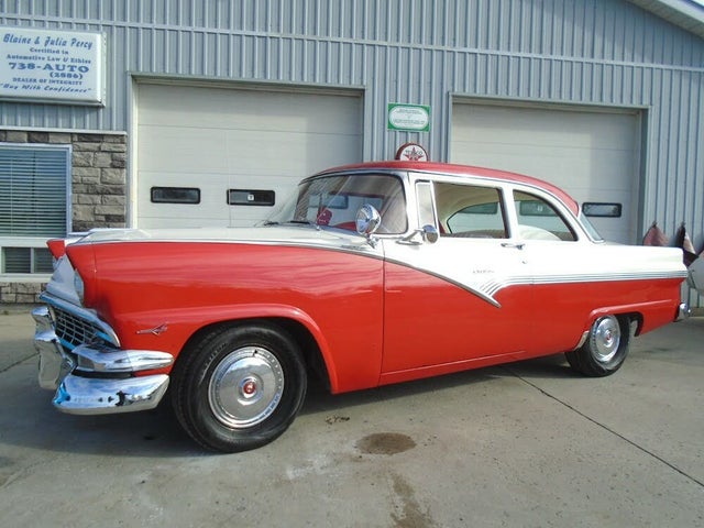 1956 Ford Fairlane Sedan